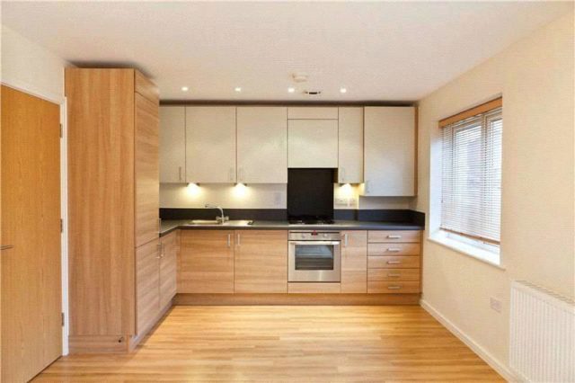  Image of 2 bedroom Flat to rent in Lister Drive Northfleet Gravesend DA11 at Northfleet Gravesend Perry Street, DA11 8FF